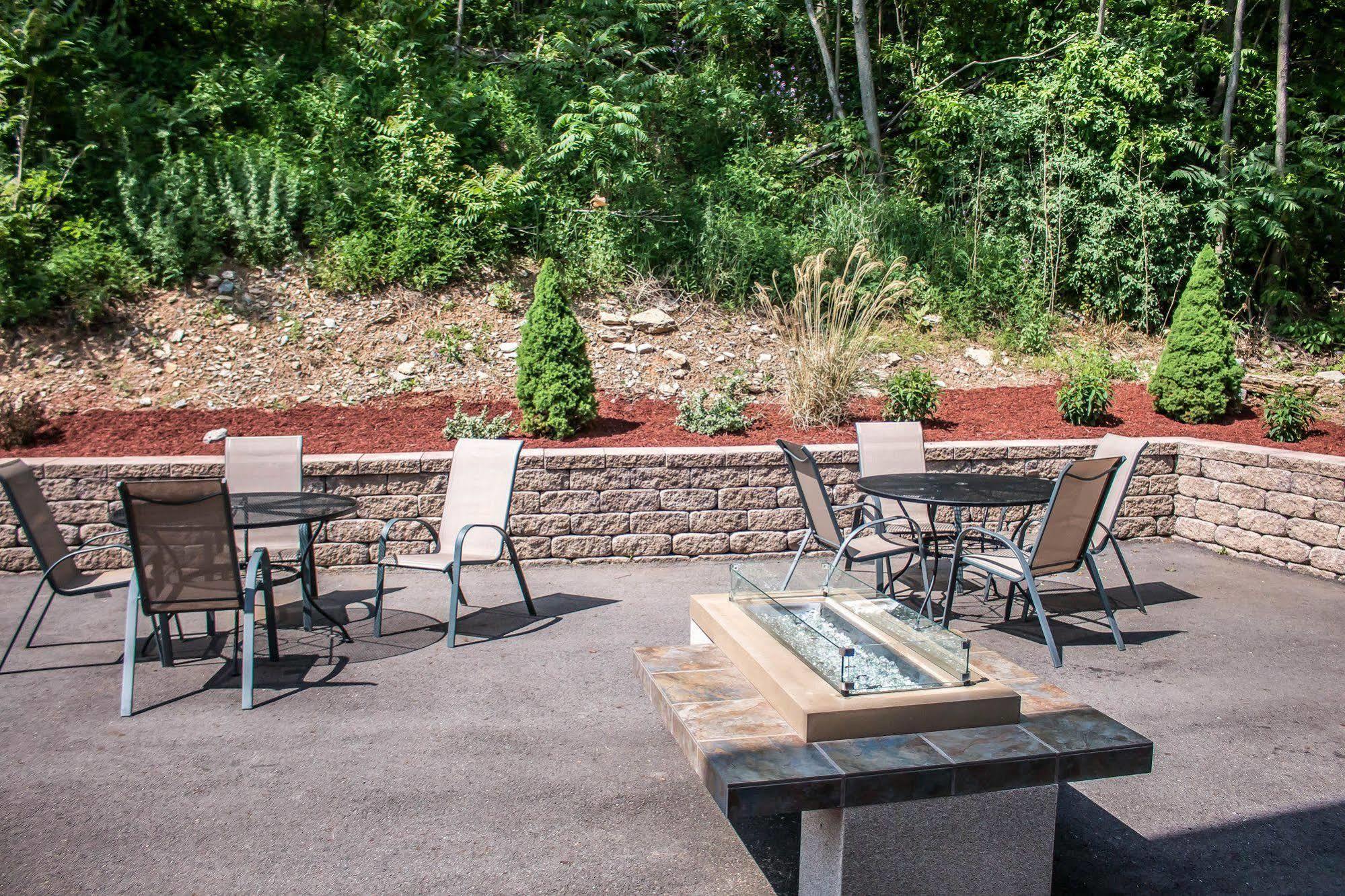 Liberty Lodge Уилямспорт Екстериор снимка
